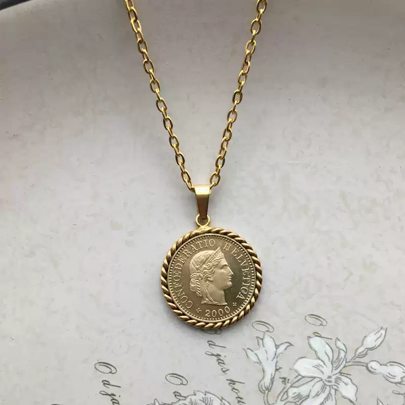 catholic-saint-benedict-pendant-3