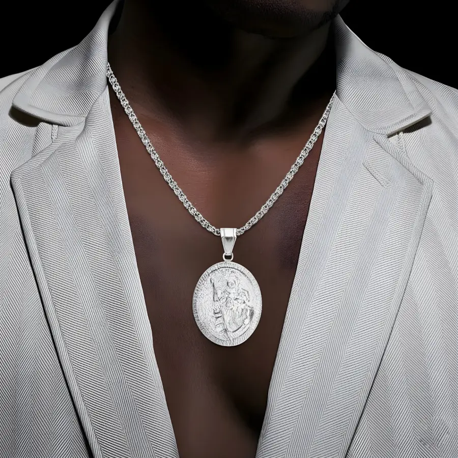 memento-mori-pendant-in-white-gold